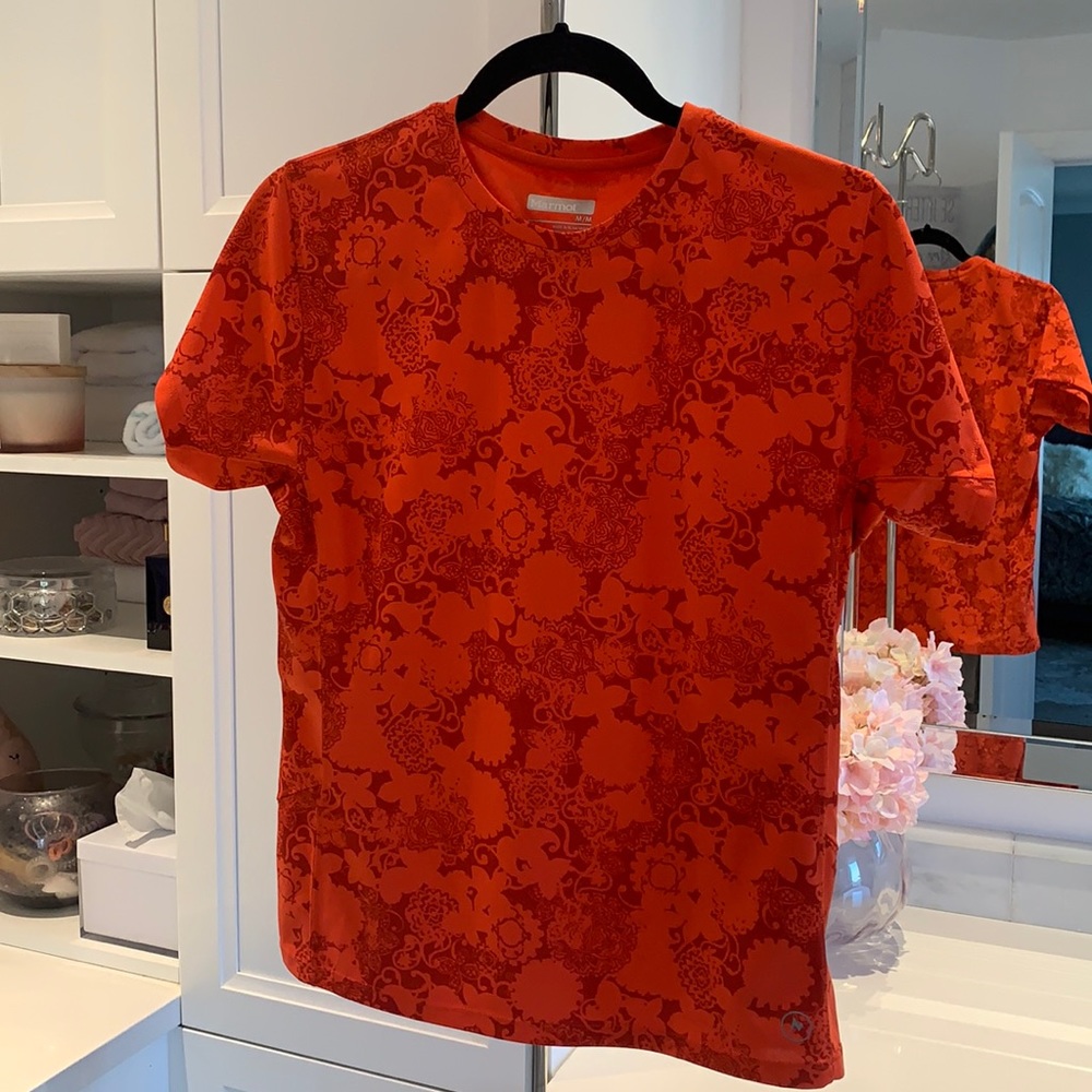 Marmot tee